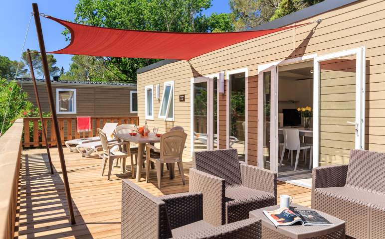 Pourquoi séjourner au camping Holiday Green en Méditerranée ?